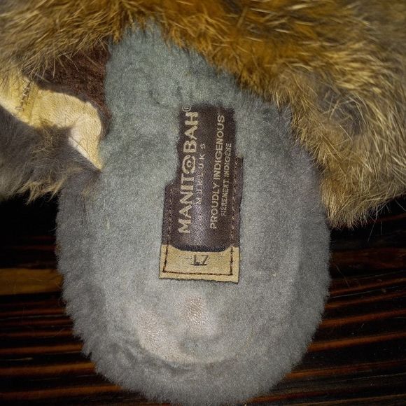 MANITOBAH MUK LUK RABBIT FUR SLIPPERS - Picture 3 of 11